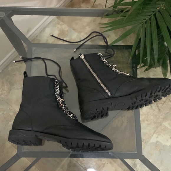 🔥1/2 of Summer Sale!🔥 REBECCA MINKOFF Janyi Boots - Picture 4 of 11